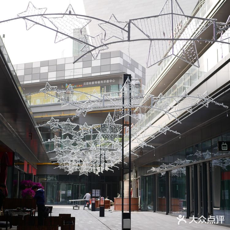 大悦城悦街的喷泉喷火🔥你看过了吗⁉️