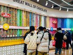 -m豆巧克力世界(上海世茂广场店)