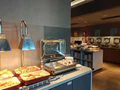 -珠海拱北口岸智选假日酒店