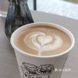 喝完咖啡默默带走了杯子[调皮]