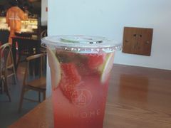 草莓苏打水-YIHOME(新河店)
