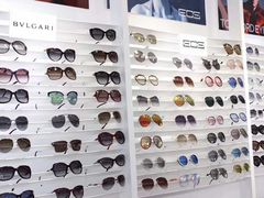 -目艮眼镜SHOWROOM(品牌集合店)