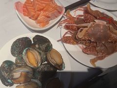 -领鲜活海鲜榴莲自助火锅(东门店)