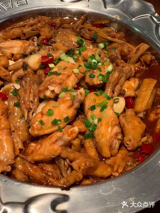 胖哥俩肉蟹煲(学林街店)鸡翅煲图片