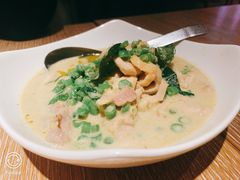 绿咖哩椰汁鸡-瓦城泰国料理(芮欧百货店)