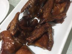 红烧乳鸽-佳佳美·囍悦水乡