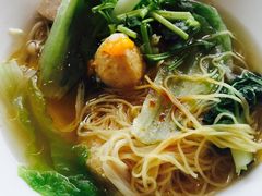 -深圳富苑皇冠假日套房酒店