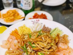 两张海鲜凉皮-桃园中华料理炸酱面(燕儿岛路店)