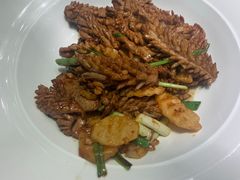 -闫府私房菜·老字号(恒隆店)