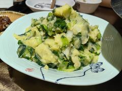 麻油白菜土豆泥-东口码头·烧鸽子·鱼头泡饼·地方菜(金鹰悦城店)