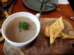 黑松露蘑菇汤-魏斯理汉堡(西安沣东吾悦店)