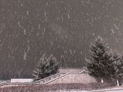 -中旅松花湖滑雪场
