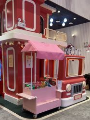 -奈尔宝·儿童乐园·亲子餐厅(华采天地店)