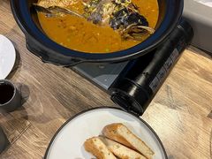 -香山湖家家宴(中山陵店)