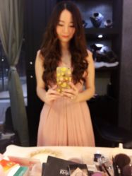 -现代经典婚纱摄影