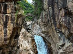 -鄣山大峡谷