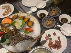 -半岛翡丽海鲜自助餐厅(观风亭店)
