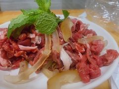 -榕江牛瘪牛肉火锅