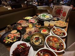 -草家酱蟹炭火烤肉店(珲春南路一店)