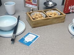 -有红鸡毛店·川菜(建设路店)