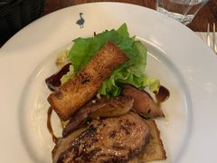 鹅肝配沙拉-Le Comptoir de la Gastronomie