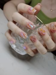 -UGIRL有个美甲
