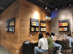 -茶颜悦色(嘉顿一楼吉时赏味游园会店)