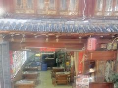 -桥边小楼·手工云南菜·古城观景小楼