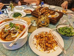 -巴扎美食·新疆菜·西域歌舞表演餐厅(新疆大厦店)