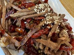 -兔行天下-鸿鹤鲜锅兔(中海国际店)