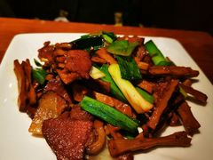 -黑鸡小馆(金源店)