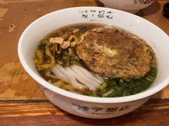 -矮子粉店1985·长沙米粉(湘春路店)