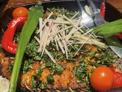 香茅草烤罗非鱼-云海肴·汽锅鸡·云南菜(美罗城店)