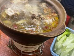 -威邵鸡煲(西华路总店)
