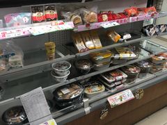 -全家便利店(世贸丽晶城店)