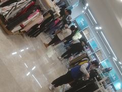 -BIGOFFS 超级折扣(仁恒伊势丹店)