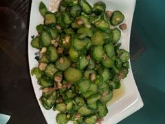 脆瓜炒肉-老院子饭店·鲁菜·海鲜·家常菜