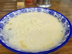 -雪琴面馆富安特色鱼汤面(城中花园店)