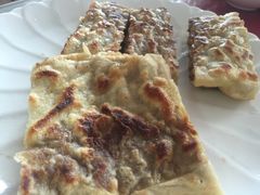 -溢心园香河肉饼总店