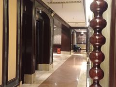 -王府井酒店(金桥港湾店)