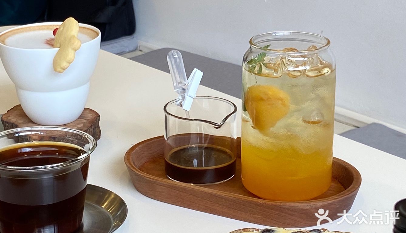 他家还有很多好吃的面包售卖