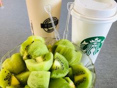 -星巴克臻选(呼和浩特维多利摩尔城店)