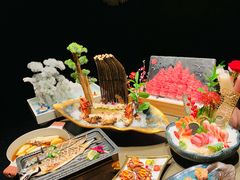 -蟹犇前•帝王蟹雪蟹(陆家嘴店)