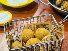 -BHC炸鸡(明洞总店)