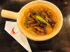 红烧鹅掌-中国城银都鱼翅酒楼