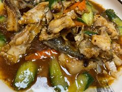 生炒鱼头-广迎居老正兴菜馆