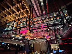 -FOUR PLAY BAR