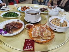 -鲤鱼塘农家山庄