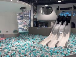 -MINI MARS KIDS CLUB亲子家庭中心(长宁天山店)