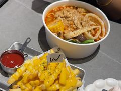 -W COLLECTIVE  DESSERT SHOP
